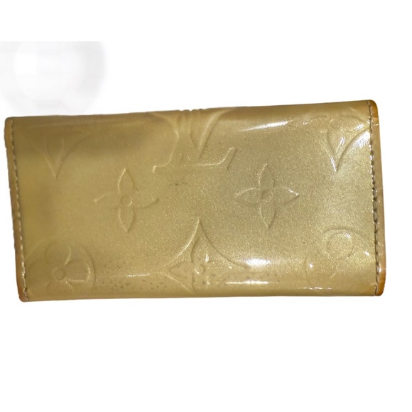 ✨ Authentic Louis Vuitton Vernis Key Chain ✨ - Picture 2 of 8